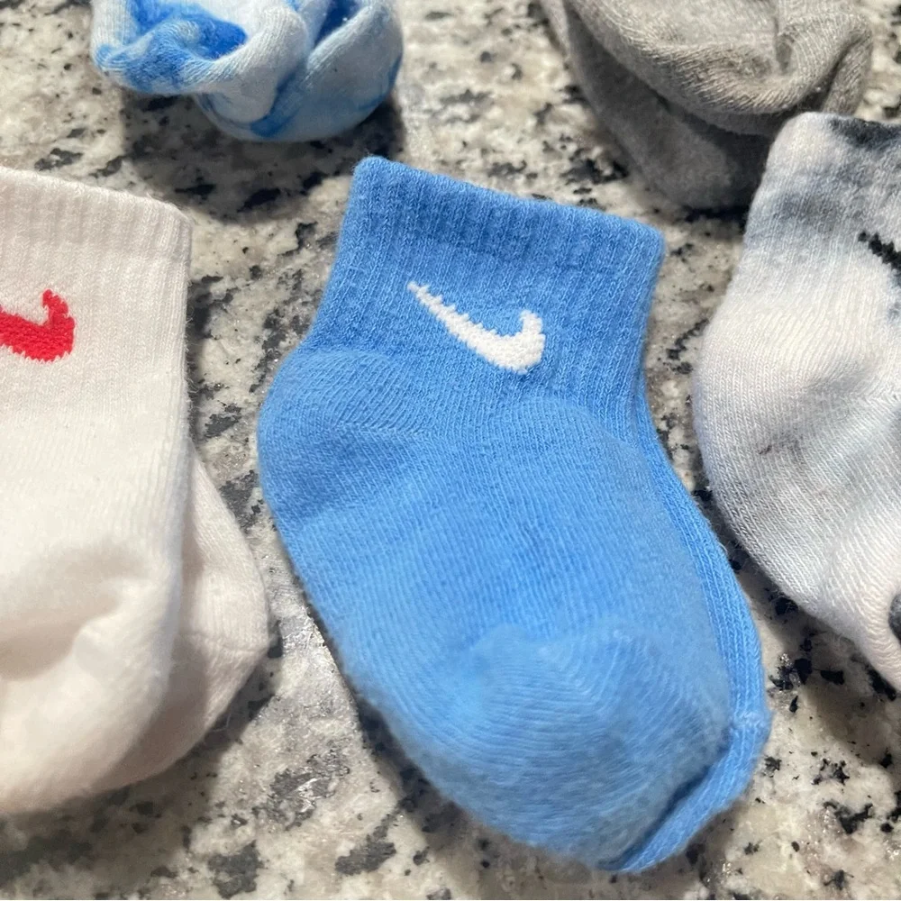 Nike Kids' Vibrant Ankle Socks Collection